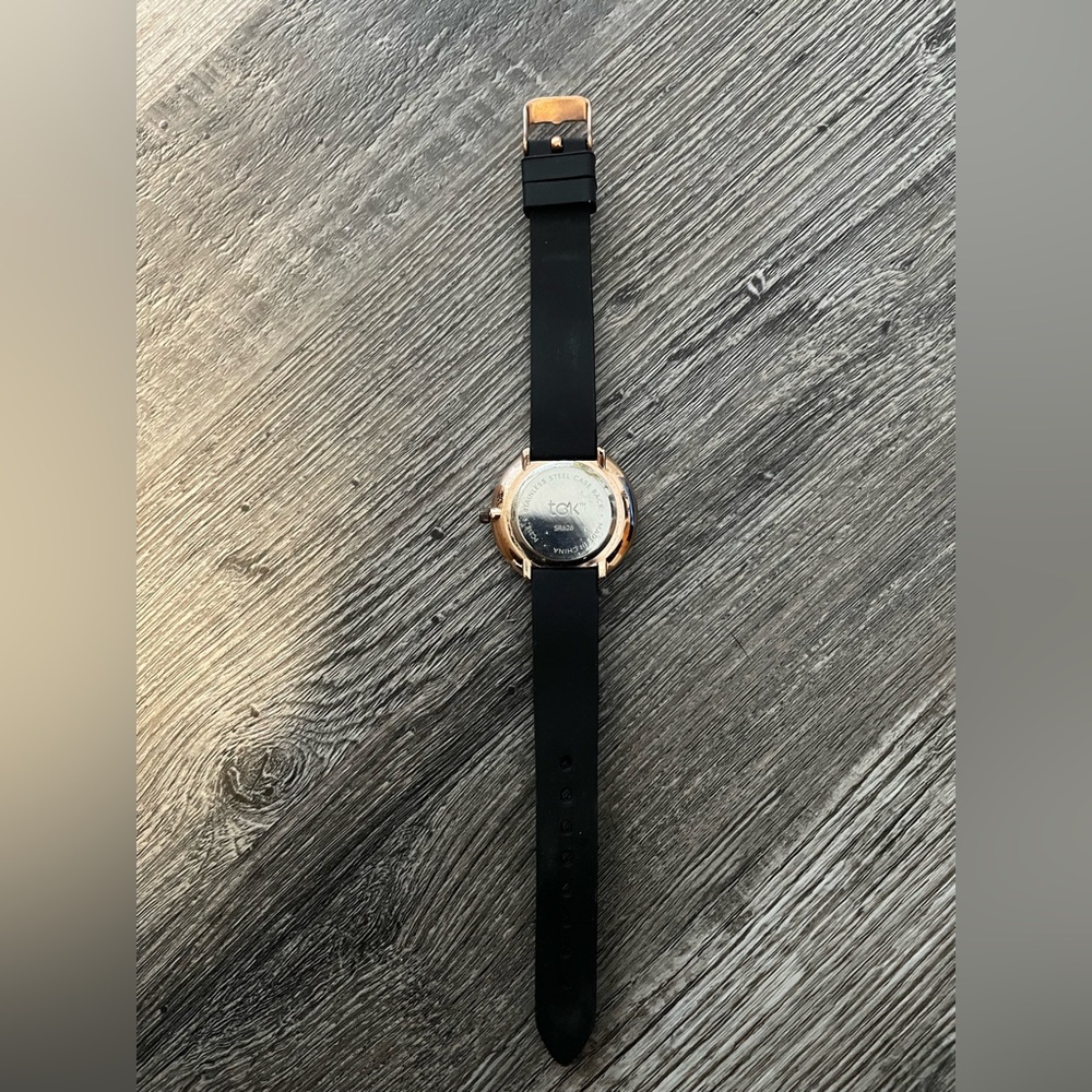 Watch - Picture 2 of 2